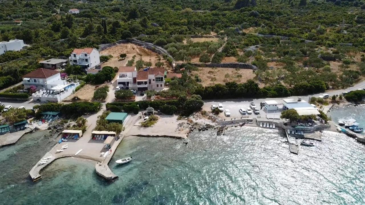 Apartmani Tonko Račišće 외부 사진