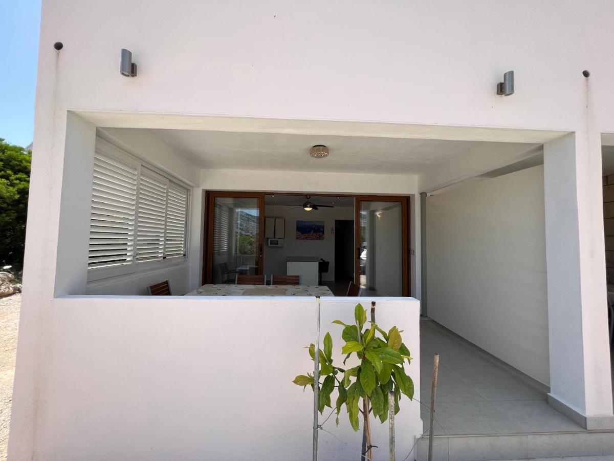 Apartmani Tonko Račišće 외부 사진