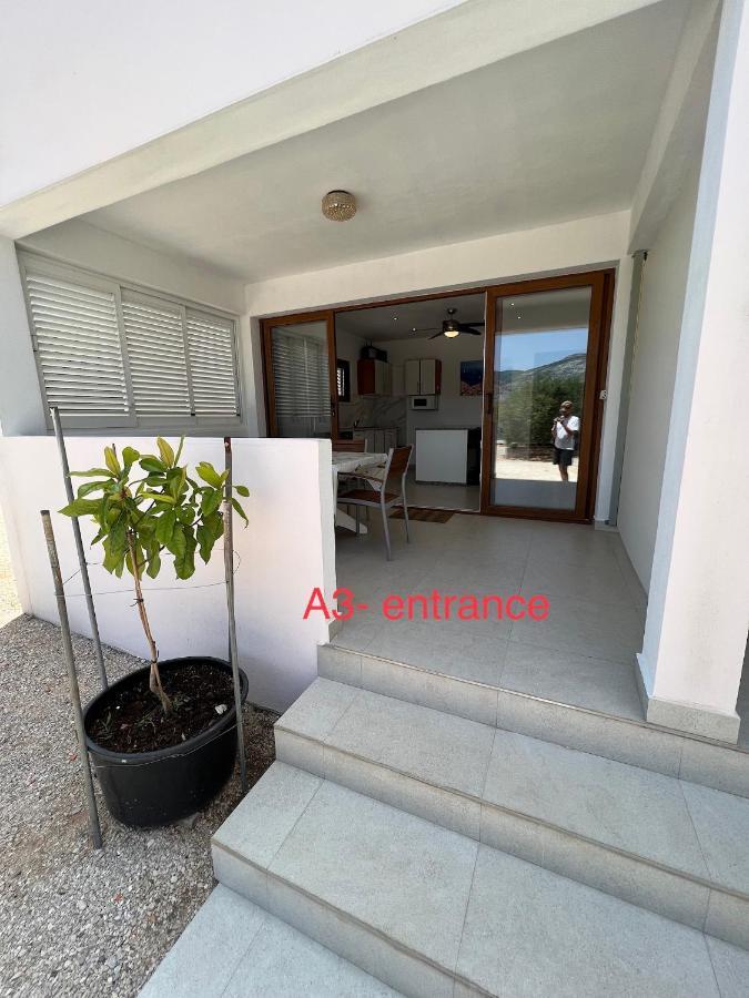 Apartmani Tonko Račišće 외부 사진