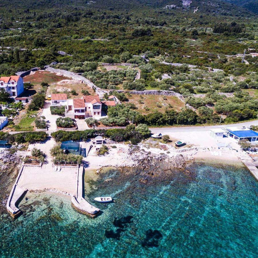 Apartmani Tonko Račišće 외부 사진